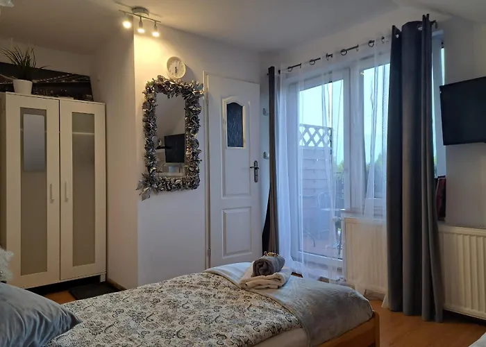 ホームステイ Krakowia