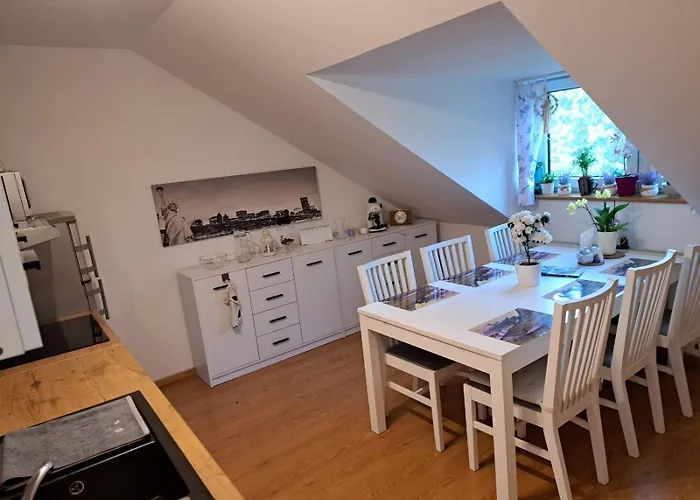 ホームステイ Krakowia