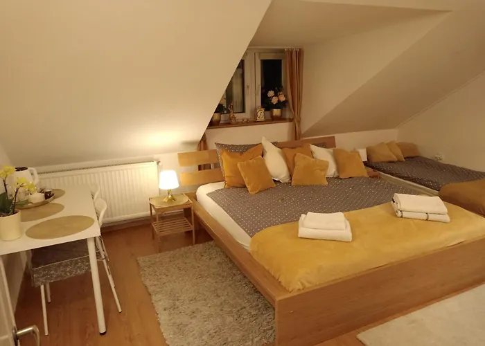 ホームステイ Krakowia Krzeszowice